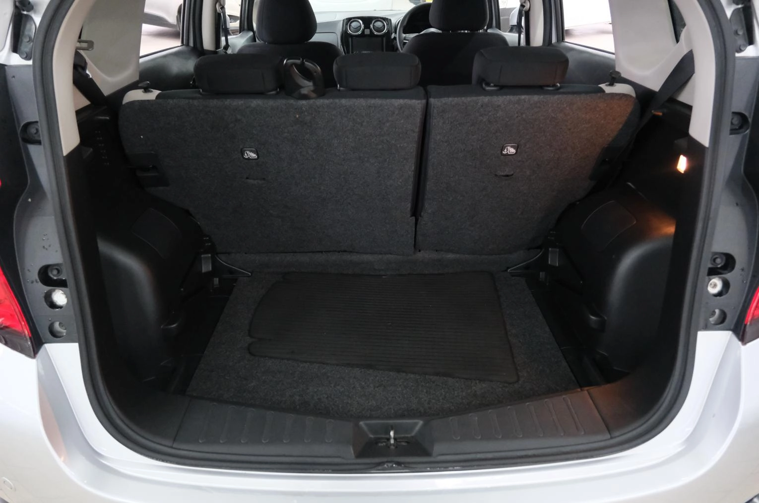Nissan Note 22 из 22