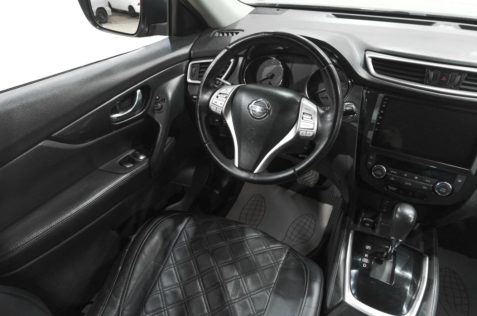 Nissan X-Trail 10 из 30