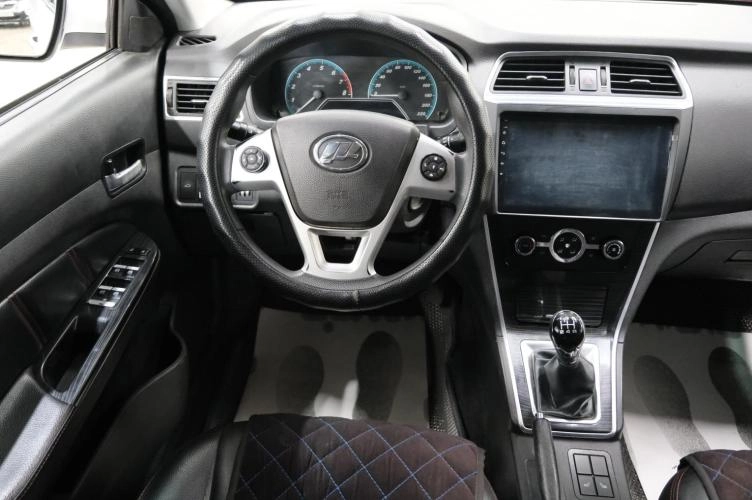 LIFAN Solano 11 из 24