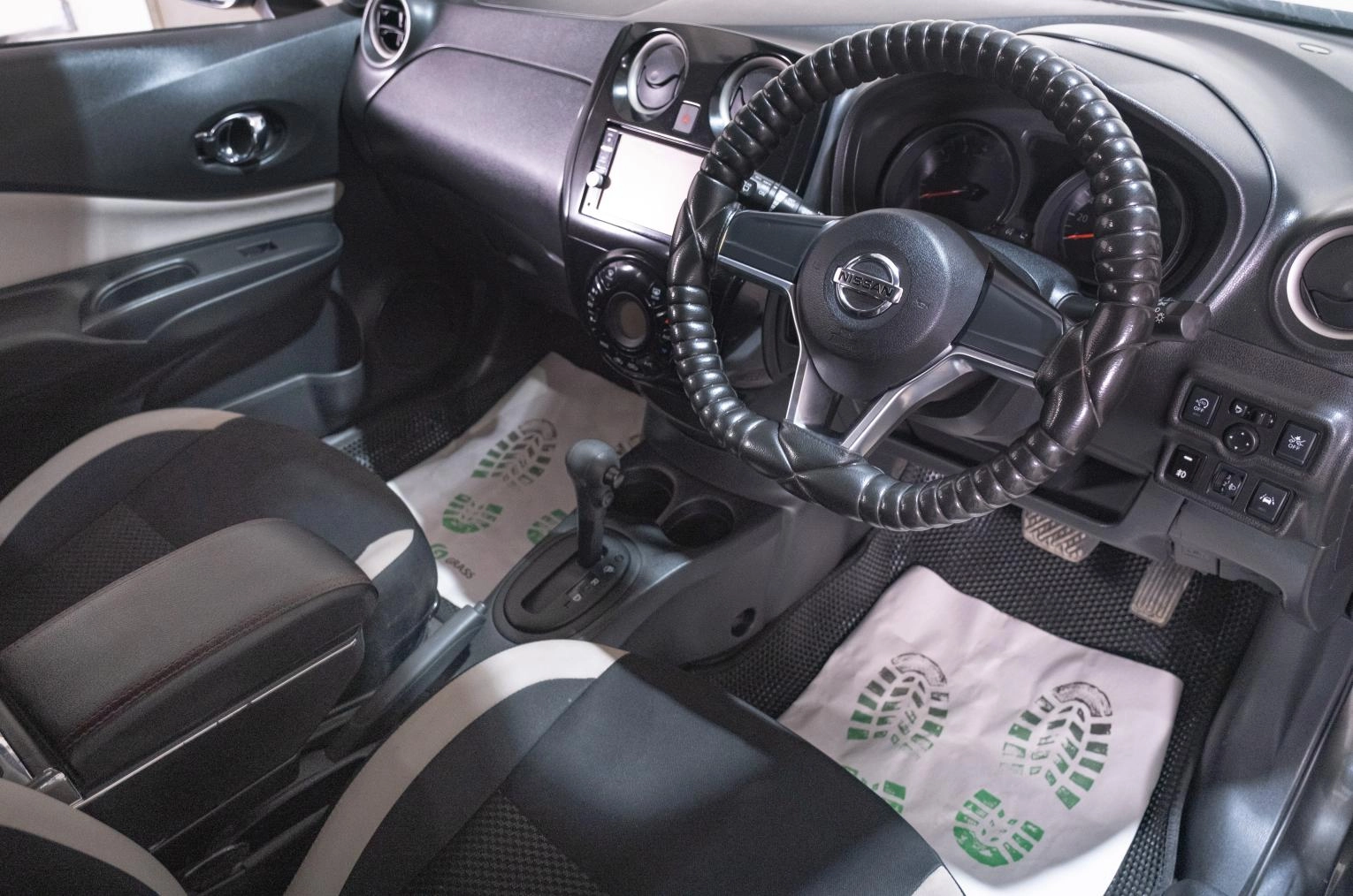 Nissan Note 13 из 20