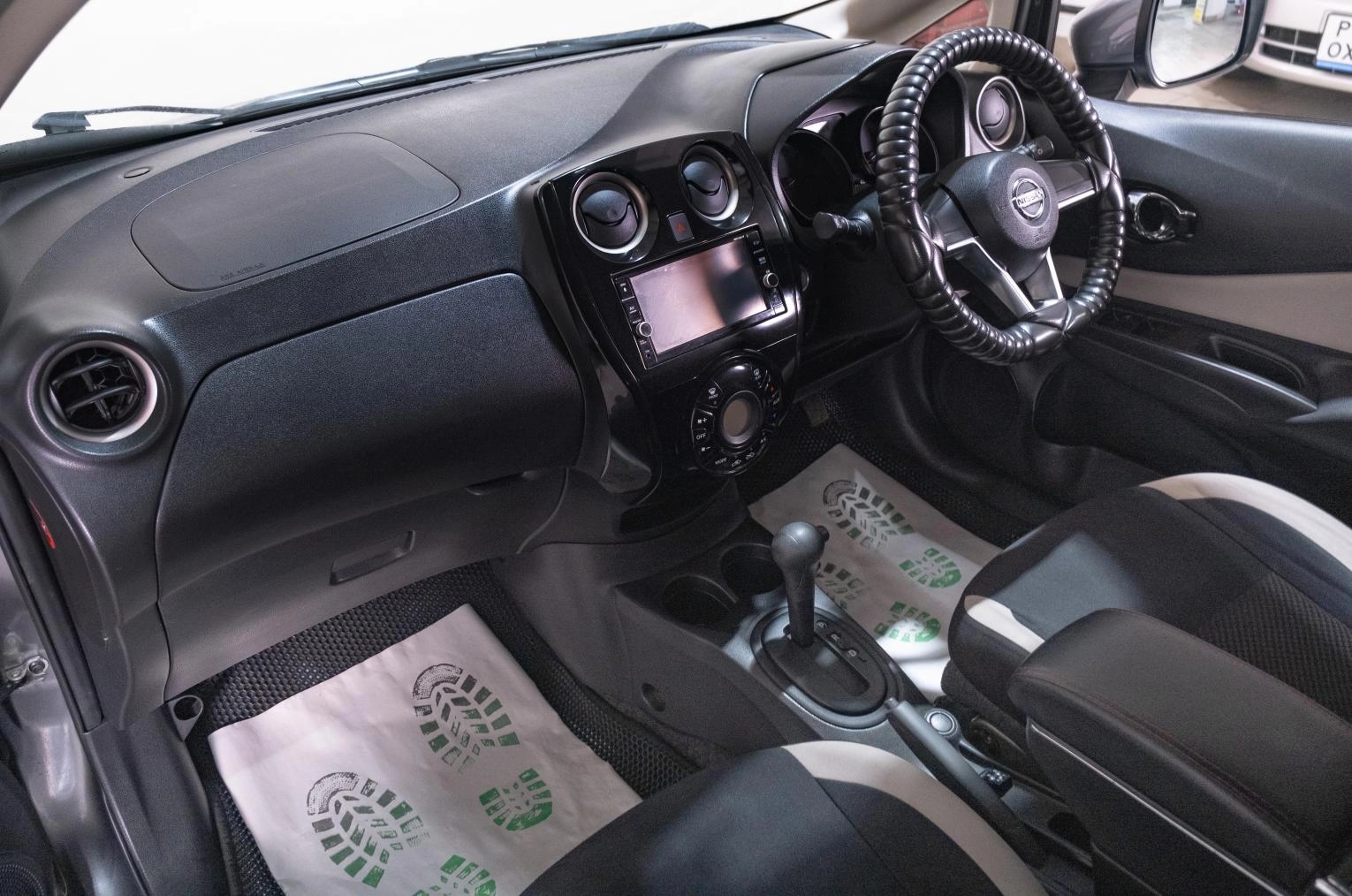 Nissan Note 16 из 20