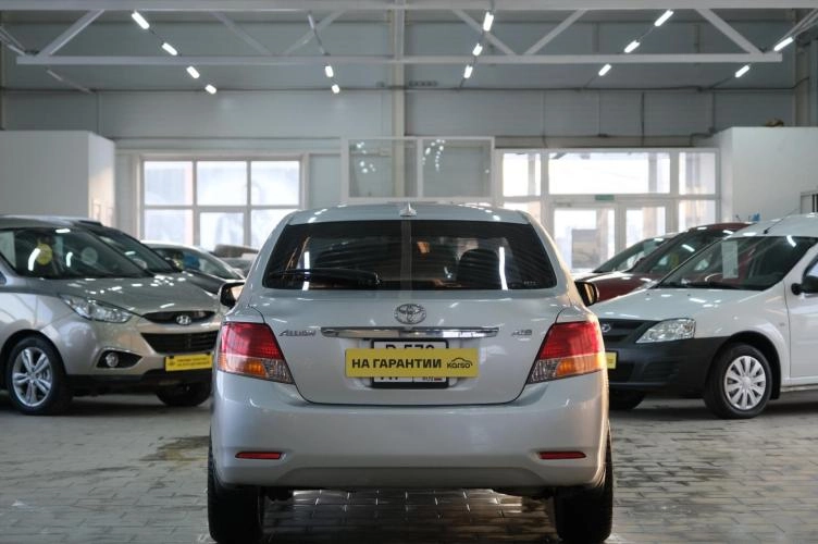 Toyota Allion 5 из 6