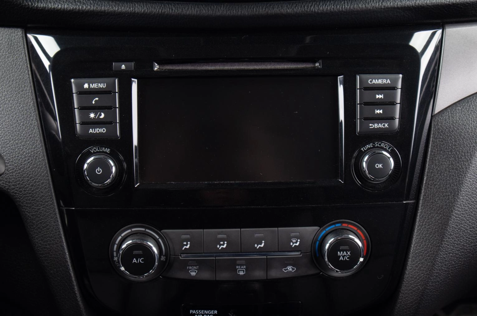 Nissan Rogue Sport 12 из 20