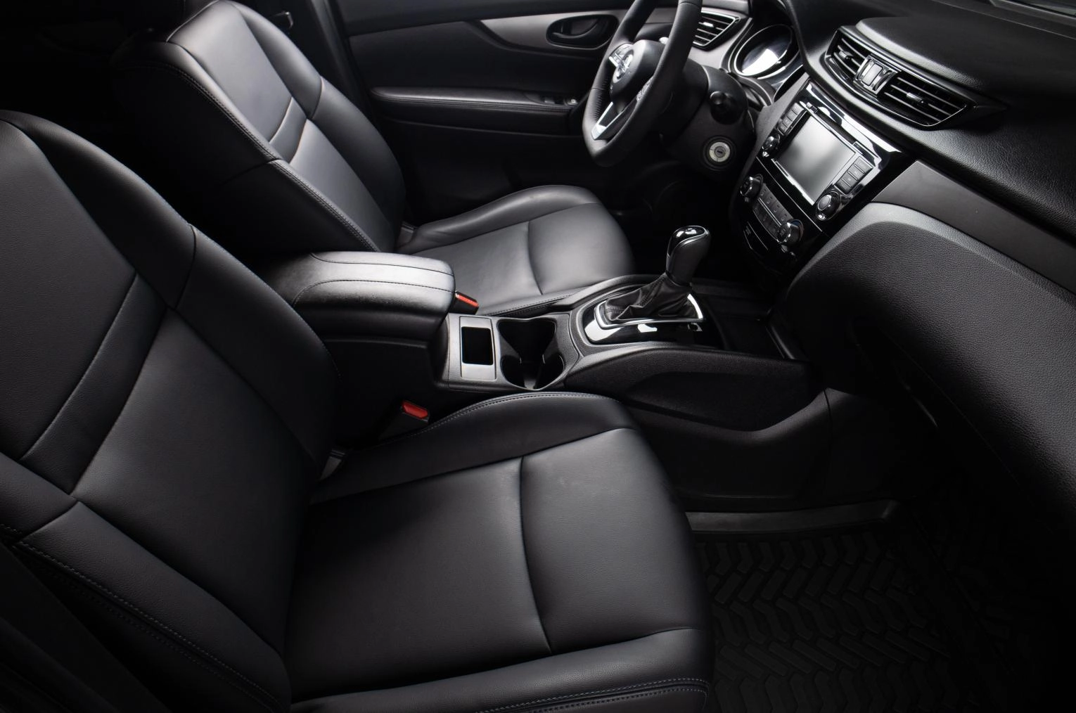 Nissan Rogue Sport 18 из 20