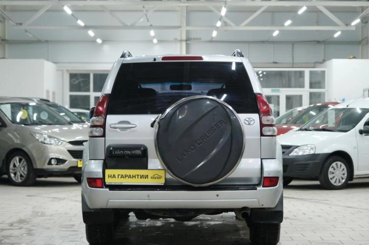 Toyota Land Cruiser Prado 5 из 5