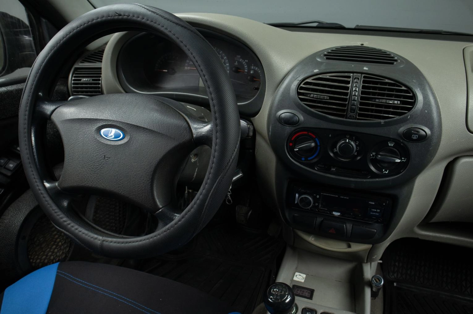 ВАЗ (LADA) Kalina 9 из 17