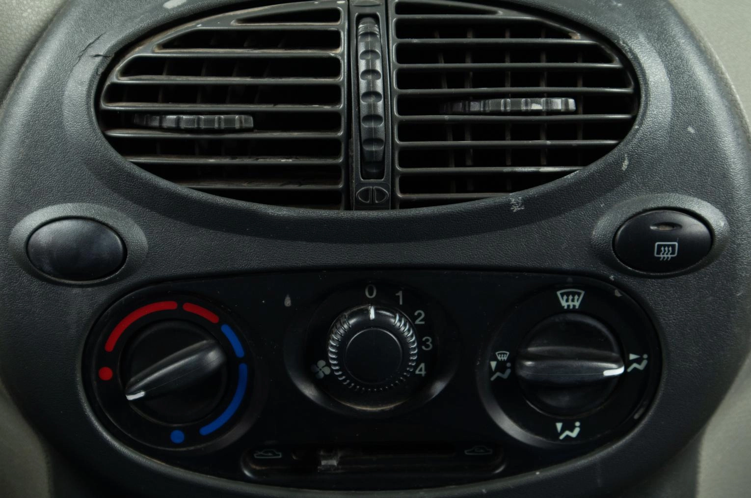 ВАЗ (LADA) Kalina 10 из 17