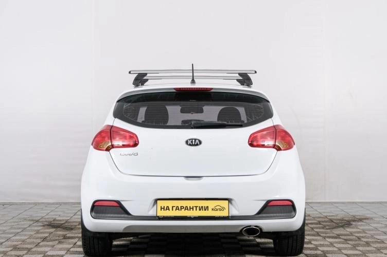 KIA cee'd 5 из 6