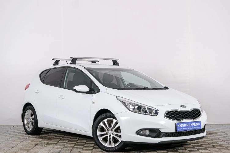 KIA cee'd 1 из 6