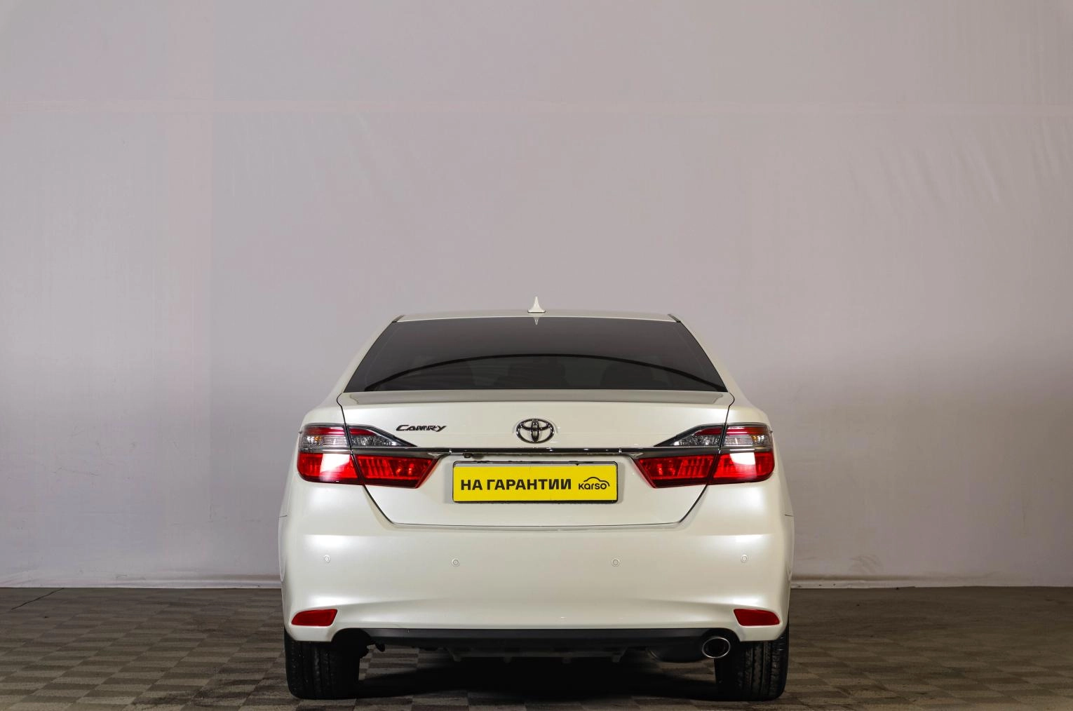 Toyota Camry 5 из 22