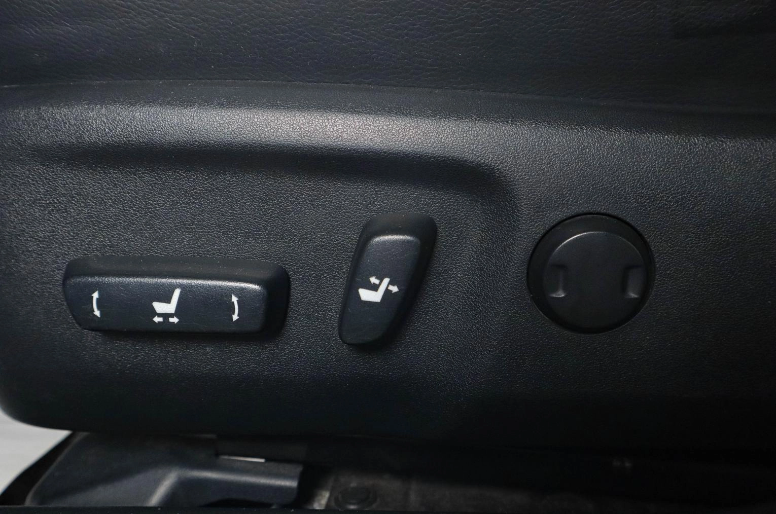 Toyota Camry 19 из 22