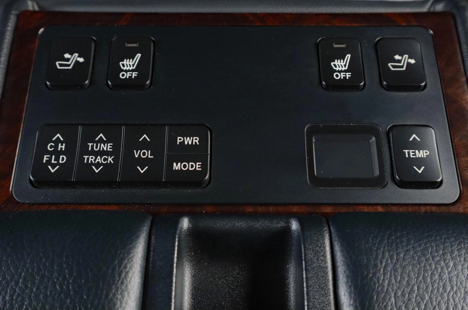 Toyota Camry 21 из 22