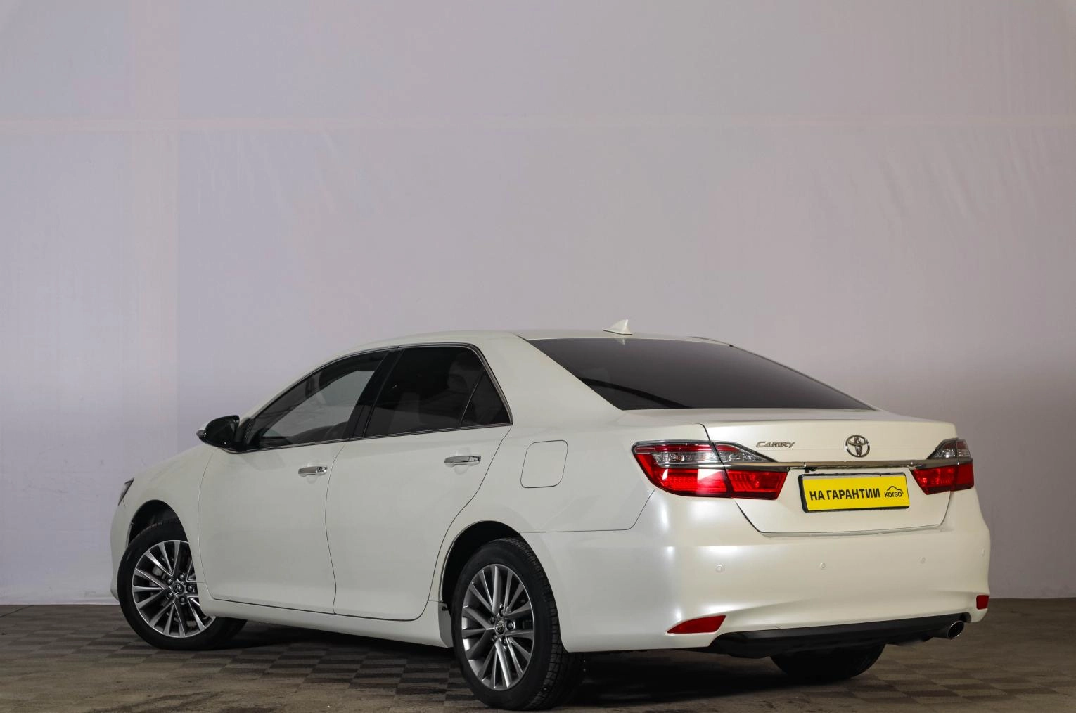 Toyota Camry 6 из 22