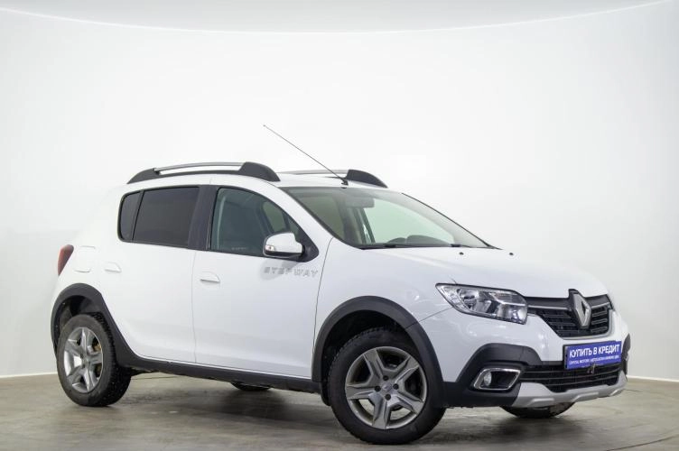 Renault Sandero 1 из 5