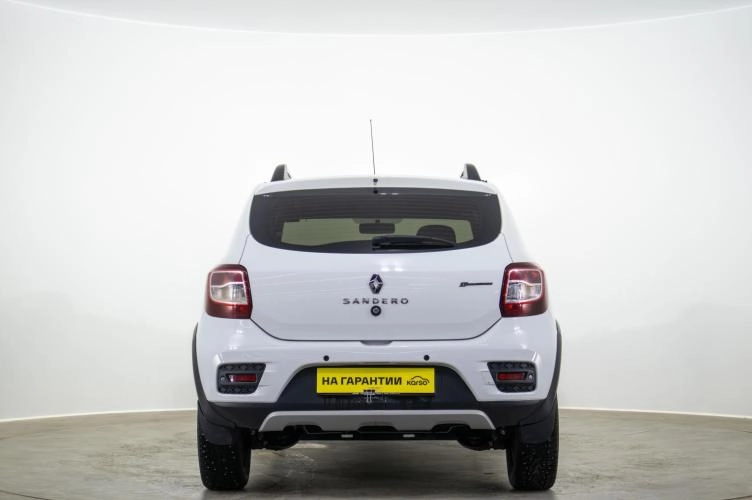 Renault Sandero 5 из 5