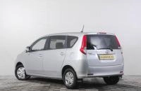 Toyota Passo Sette 4 из 19