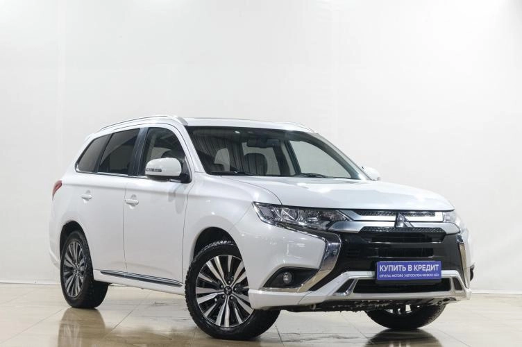 Mitsubishi Outlander 1 из 5