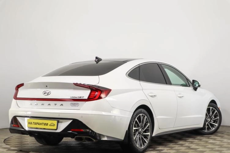 Hyundai Sonata 4 из 6