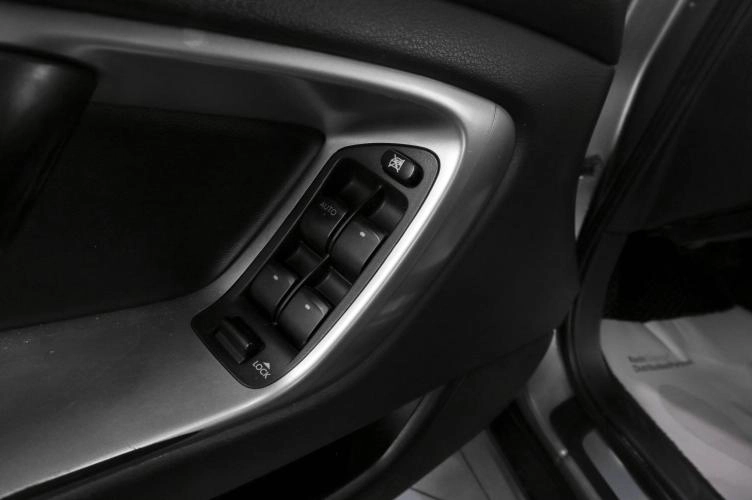 Subaru Legacy 8 из 14