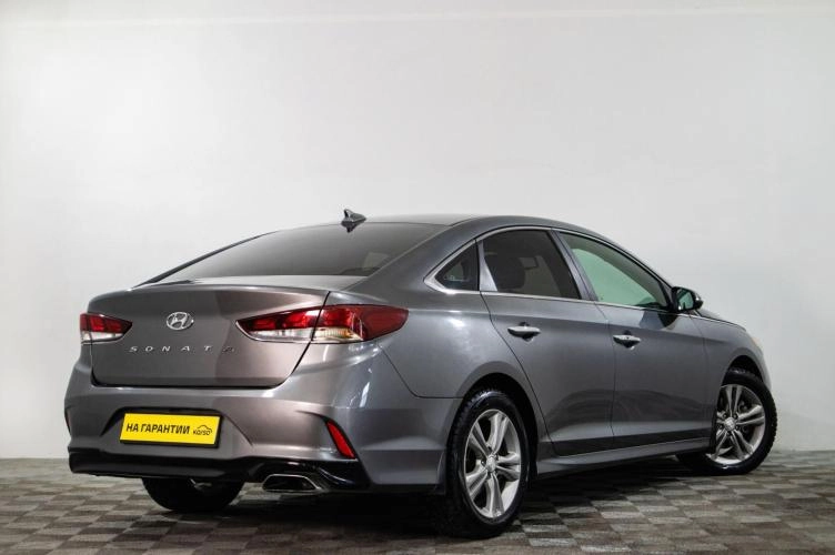 Hyundai Sonata 4 из 5