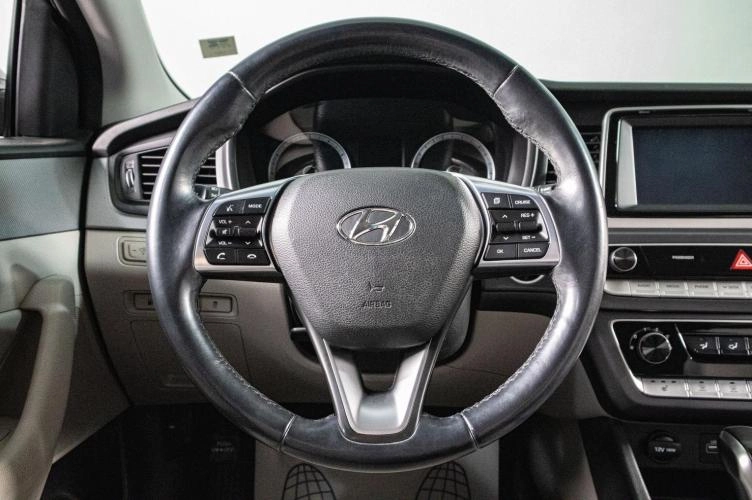 Hyundai Sonata 12 из 20