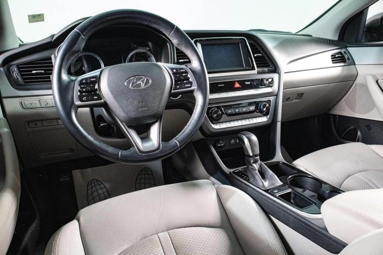 Hyundai Sonata 14 из 20