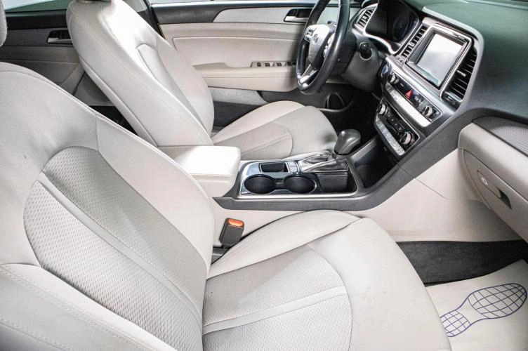 Hyundai Sonata 10 из 20