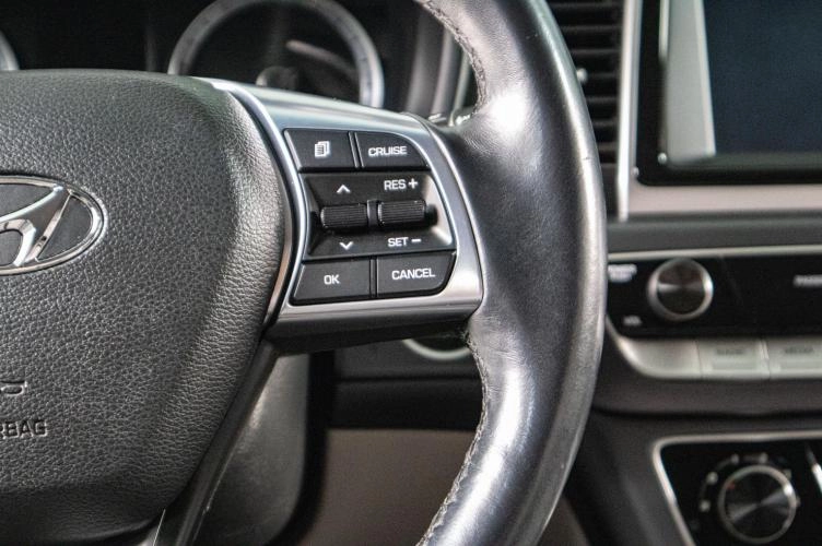 Hyundai Sonata 13 из 20