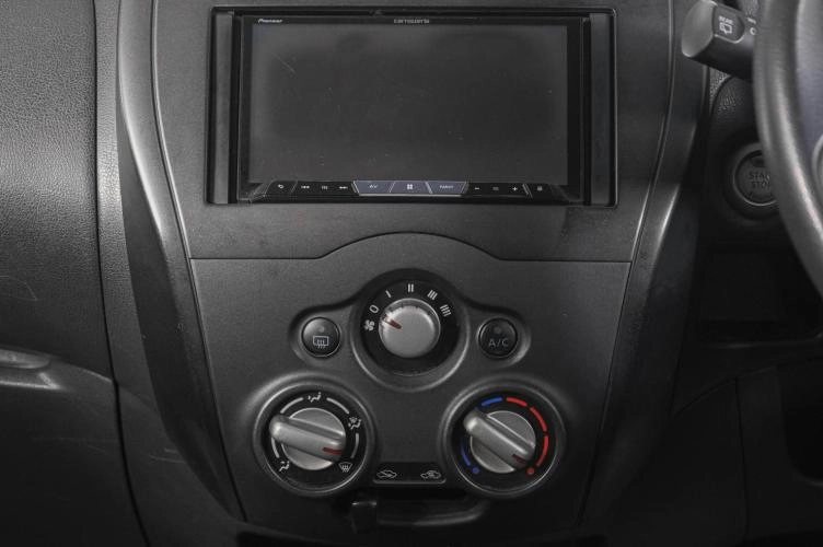 Nissan Note 17 из 22