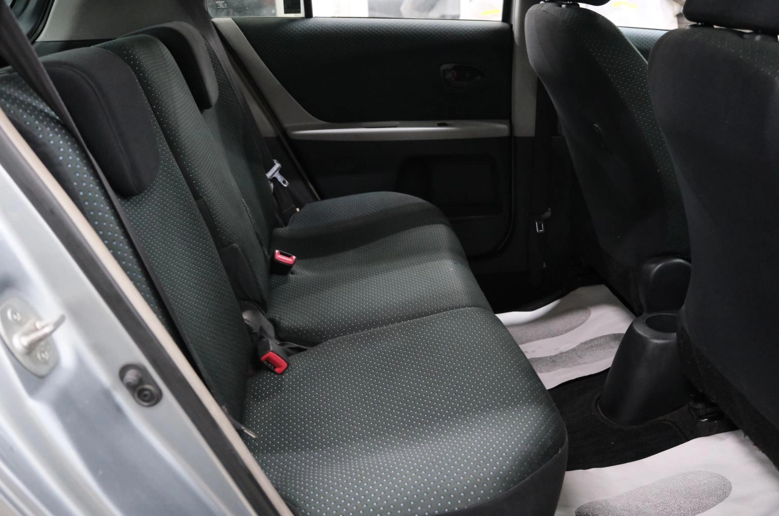 Toyota Vitz 20 из 21