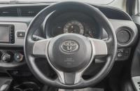 Toyota Vitz 14 из 25