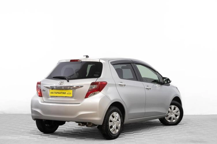 Toyota Vitz 4 из 5