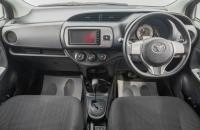 Toyota Vitz 10 из 25