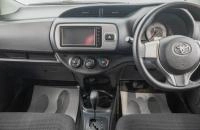 Toyota Vitz 16 из 25