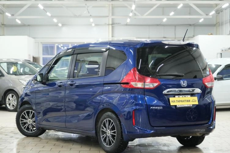 Honda Freed 4 из 5