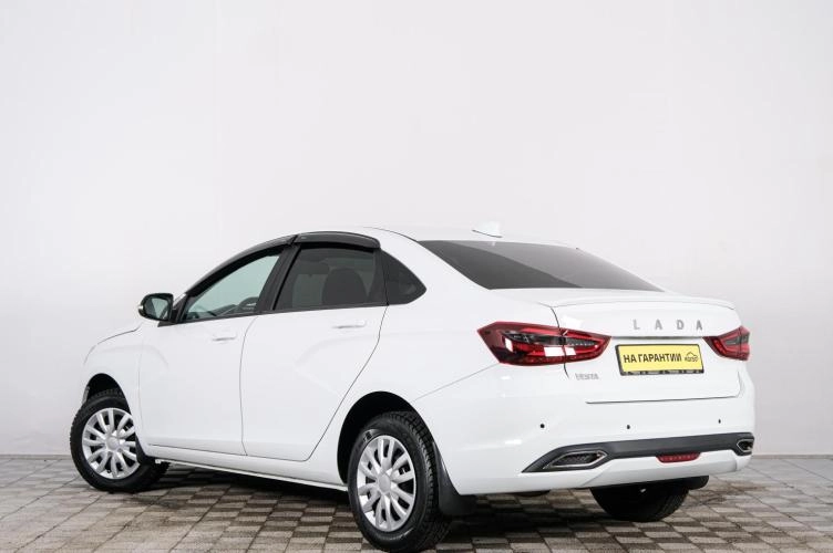 ВАЗ (LADA) Vesta 4 из 6