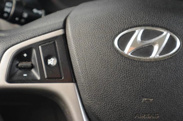 Hyundai Solaris 14 из 18