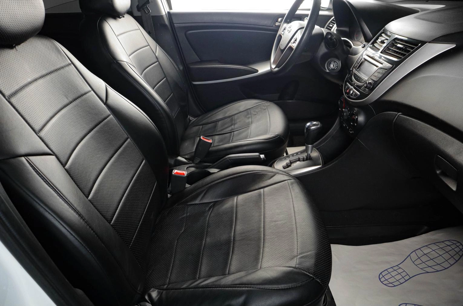 Hyundai Solaris 10 из 18