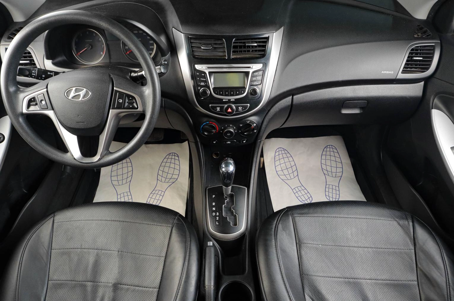 Hyundai Solaris 12 из 18