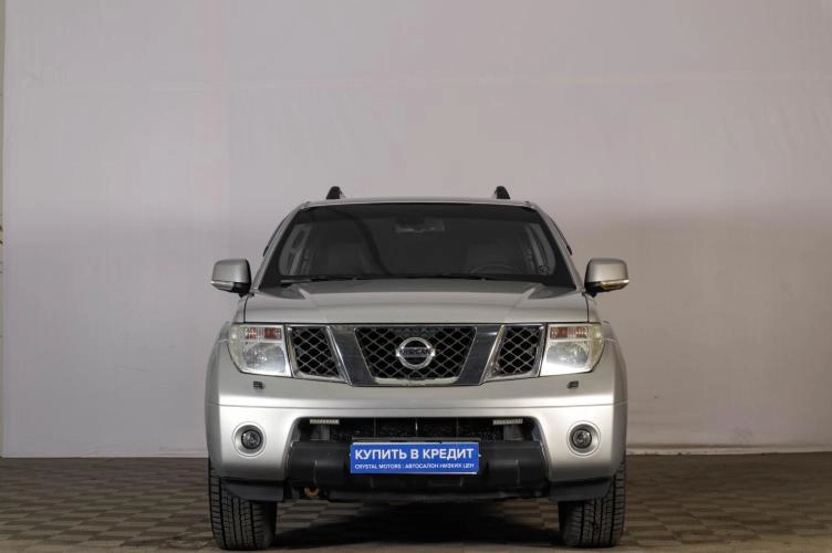 Nissan Pathfinder 2 из 5