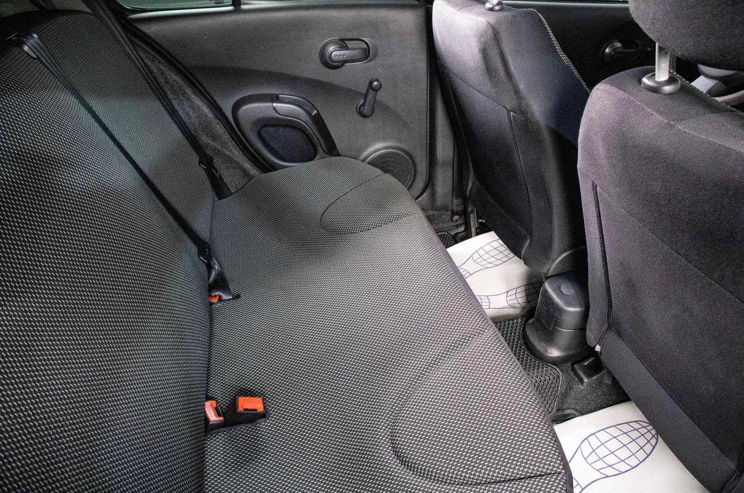 Nissan Micra 16 из 16