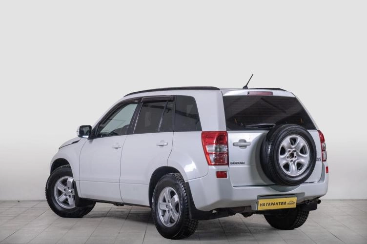 Suzuki Grand Vitara 5 из 6