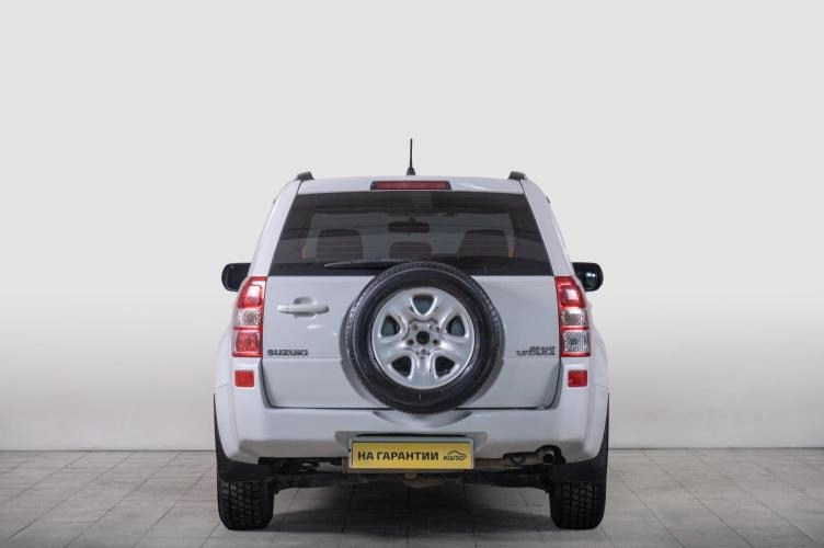 Suzuki Grand Vitara 4 из 6