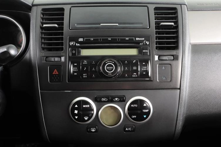 Nissan Tiida 16 из 20