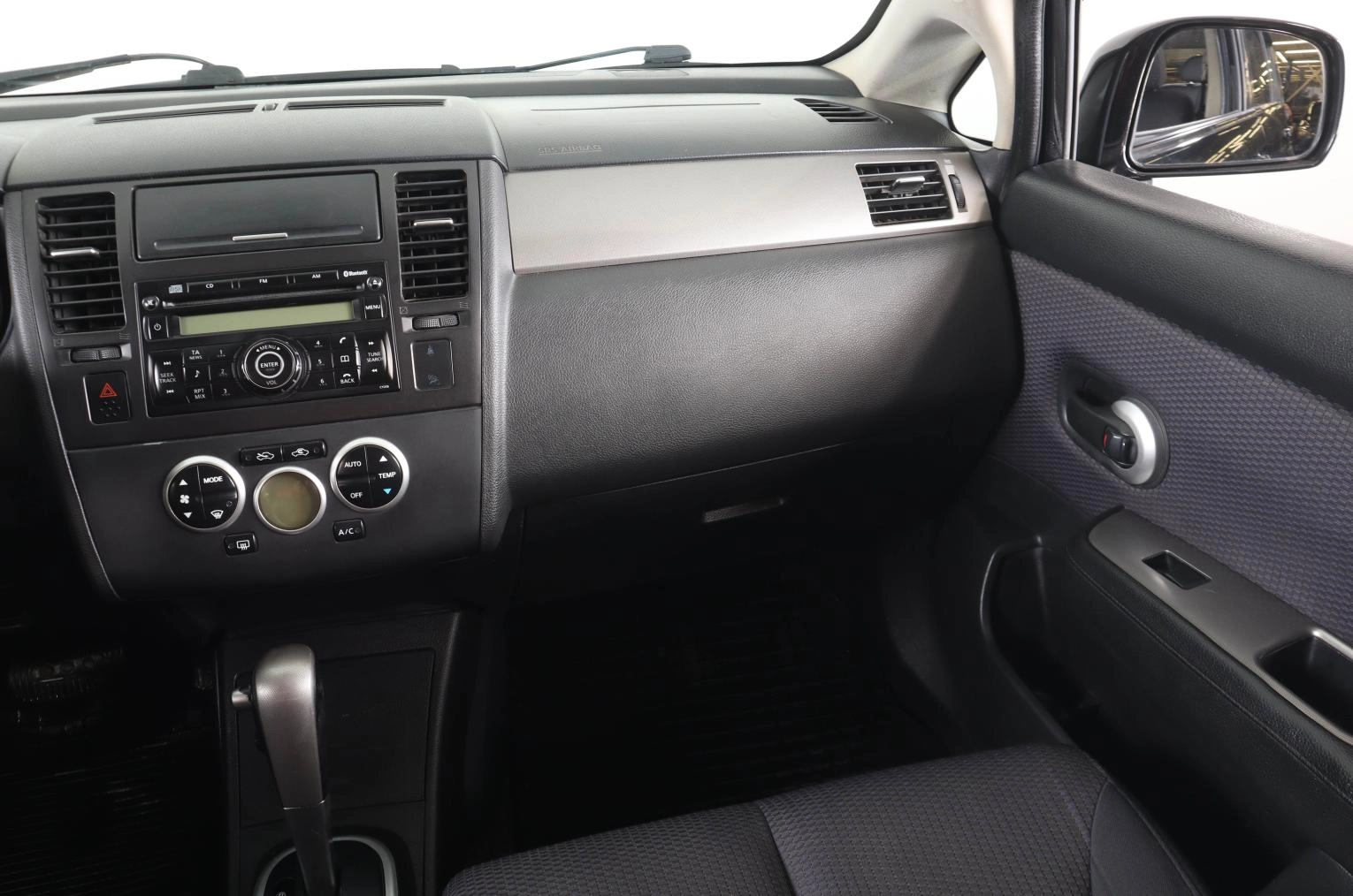 Nissan Tiida 14 из 20