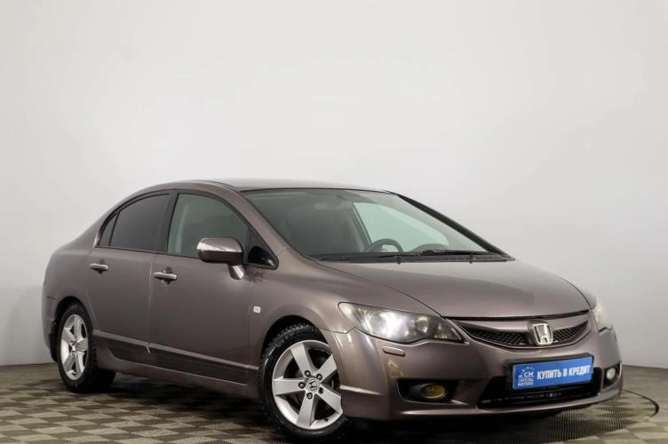 Honda Civic 1 из 6