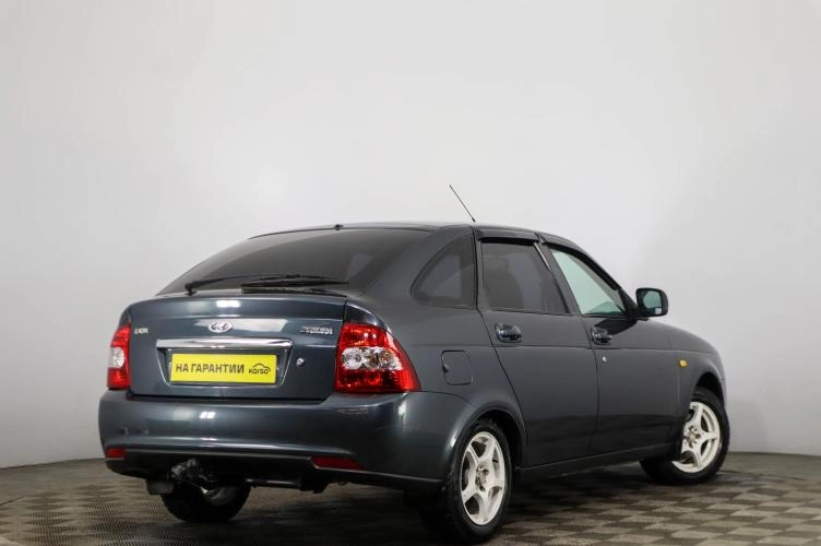 ВАЗ (LADA) Priora 4 из 6