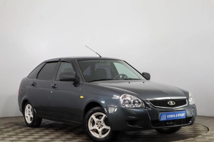 ВАЗ (LADA) Priora 1 из 6