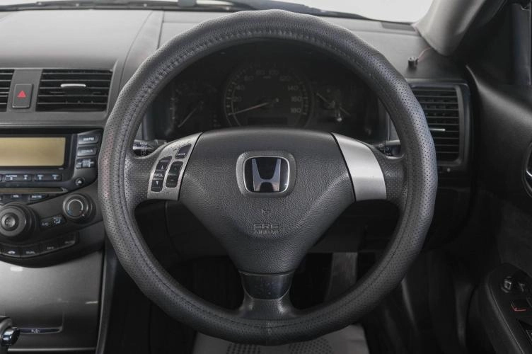 Honda Accord 15 из 19