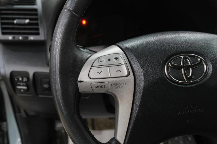 Toyota Camry 1 из 5